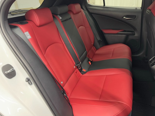 レクサス UX250h Fスポーツ