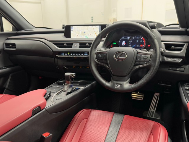 レクサス UX250h Fスポーツ
