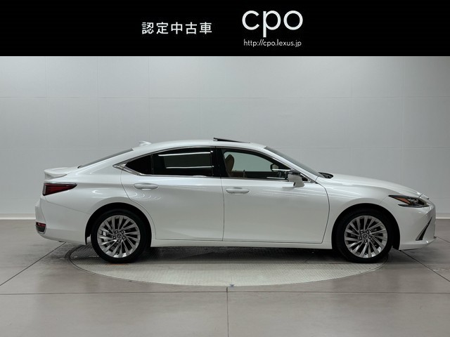レクサス ES300h バージョンL