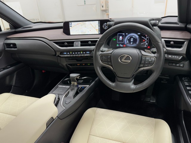 レクサス UX250h バージョンL