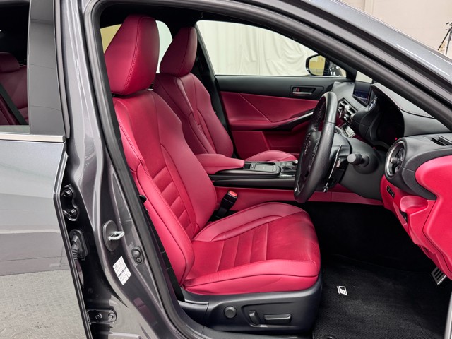 レクサス IS300h F SPORT