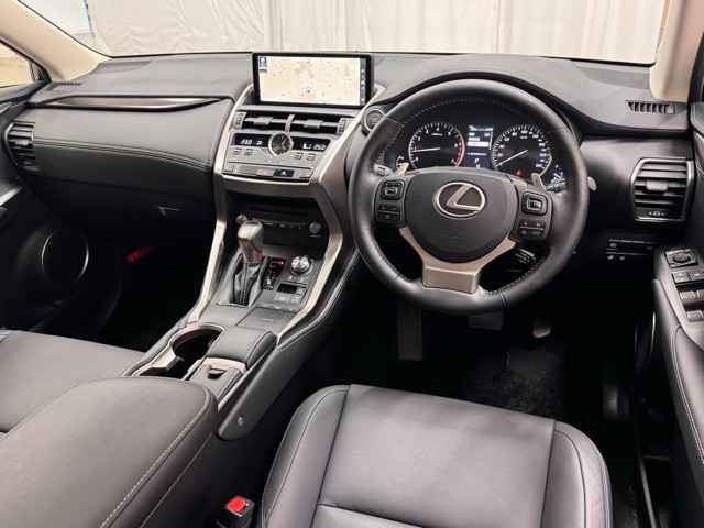 レクサス NX300 Iパッケージ