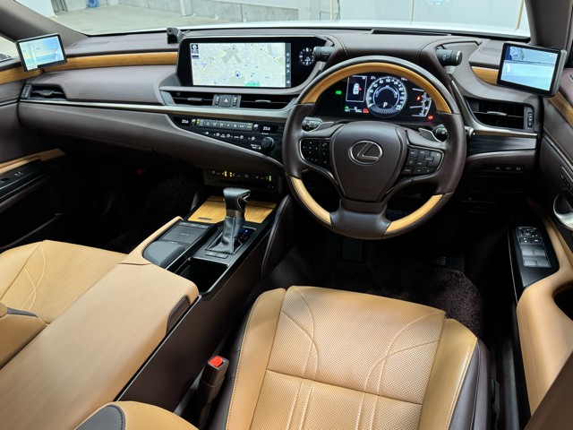 レクサス ES300h バージョンL