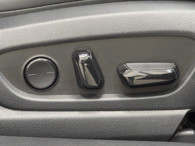 レクサス UX250h バージョンC