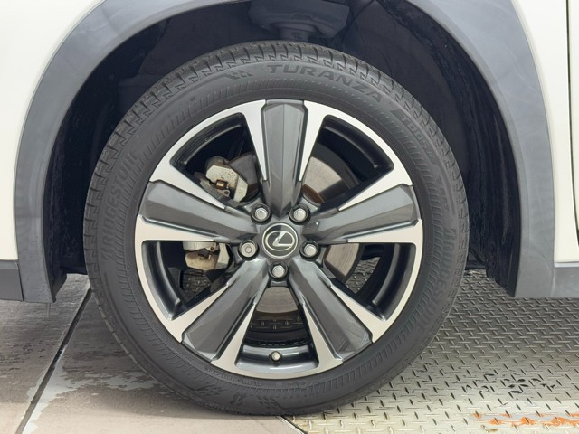 レクサス UX250h バージョンC