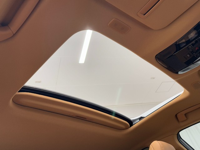 ムーンルーフ付き