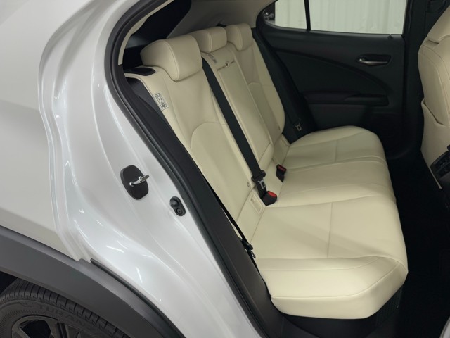 レクサス UX250h UrbanElegance
