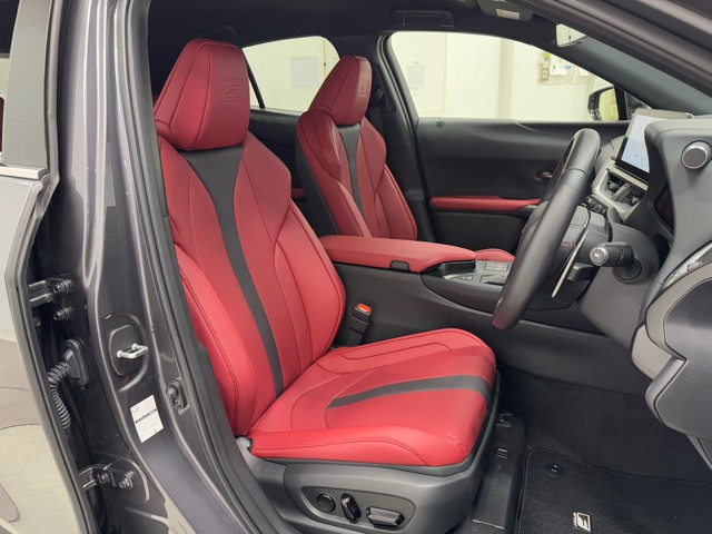レクサス UX250h Fスポーツ