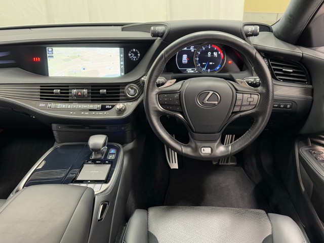 レクサス LS500 Fスポーツ