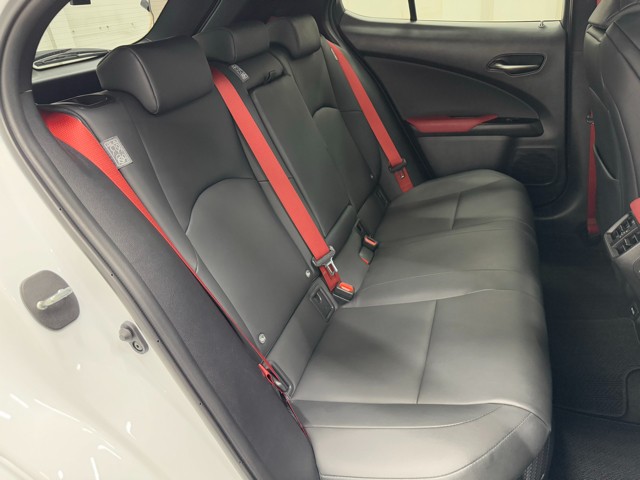 レクサス UX250h FSPORTエモーショナル