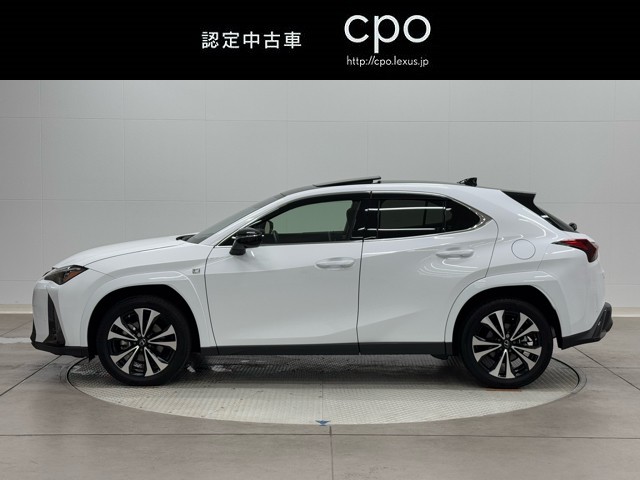 レクサス UX250h FSPORTエモーショナル