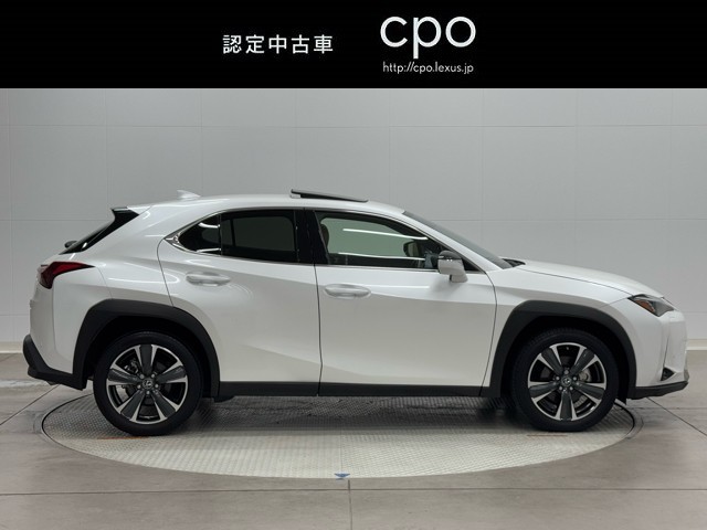 レクサス UX200 バージョンL