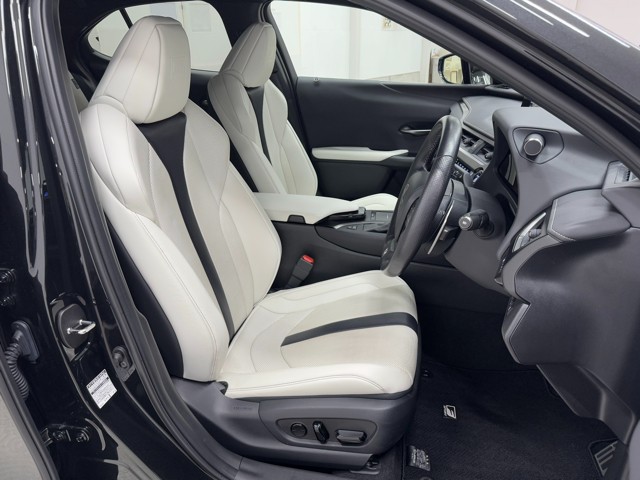 レクサス UX250h Fスポーツ