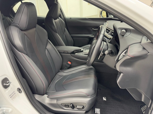 レクサス UX200 F SPORT