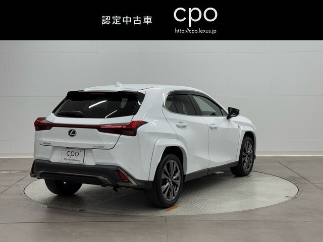 レクサス UX200 F SPORT