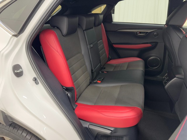 レクサス NX300h Fスポーツ
