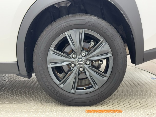レクサス UX250h バージョンC
