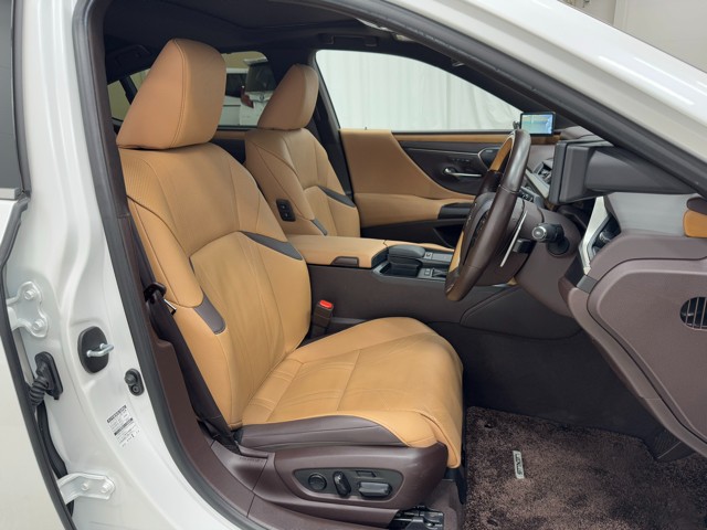 レクサス ES300h バージョンL