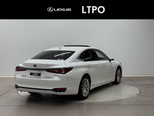 レクサス ES300h バージョンL