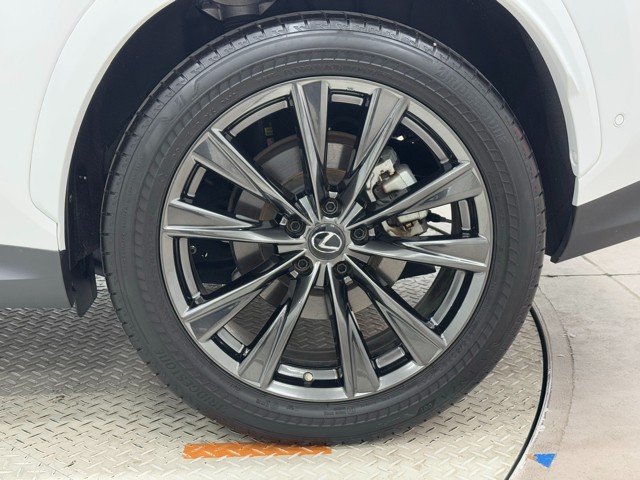 レクサス NX350h Fスポーツ