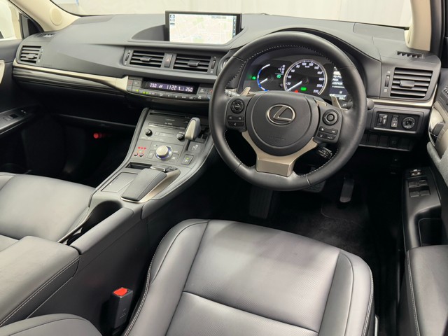 レクサス CT200h バージョンC