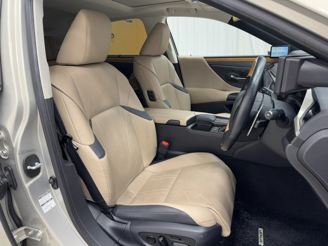 レクサス ES300h バージョンL