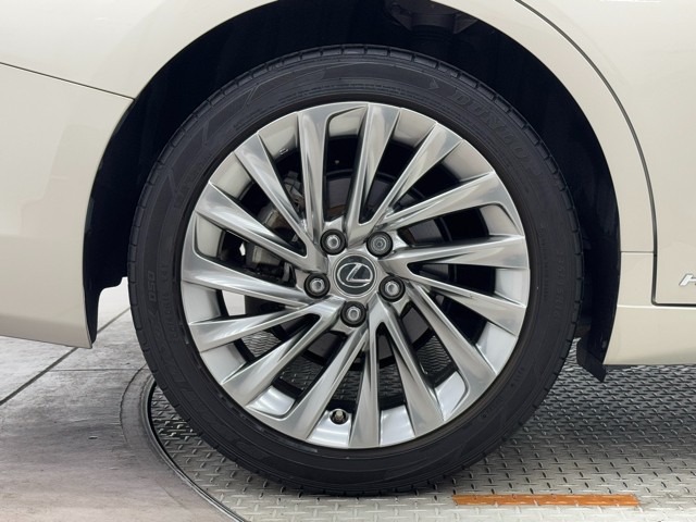 レクサス ES300h バージョンL