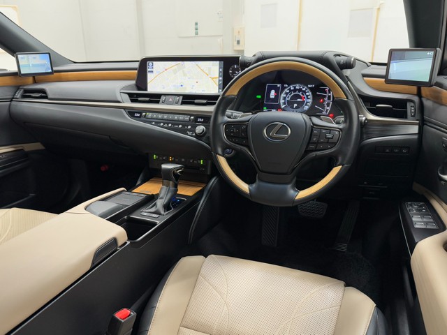 レクサス ES300h バージョンL