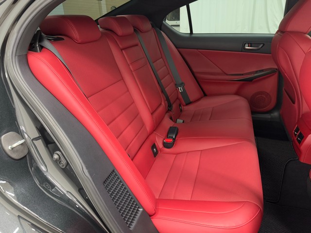 レクサス IS300h F SPORT