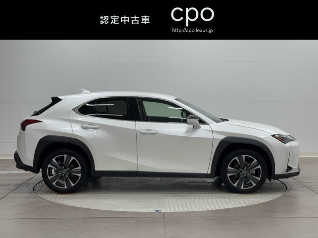レクサス UX250h バージョンL