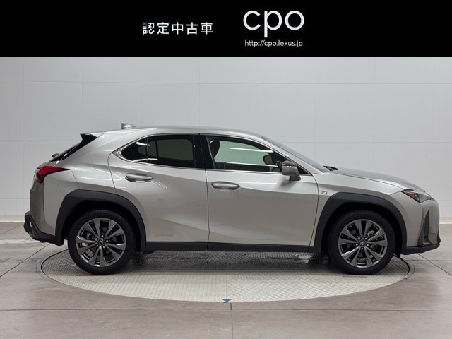 レクサス UX250h F SPORT