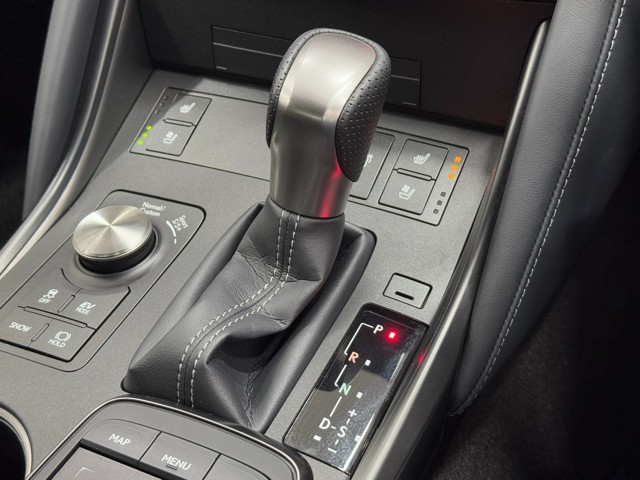 レクサス IS300h F SPORT