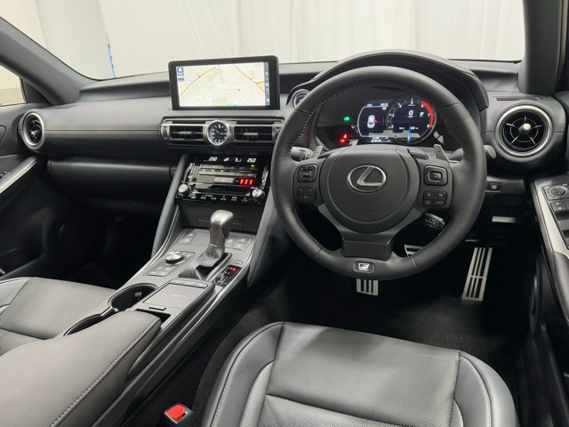 レクサス IS300h F SPORT