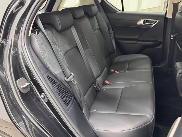 レクサス CT200h バージョンC