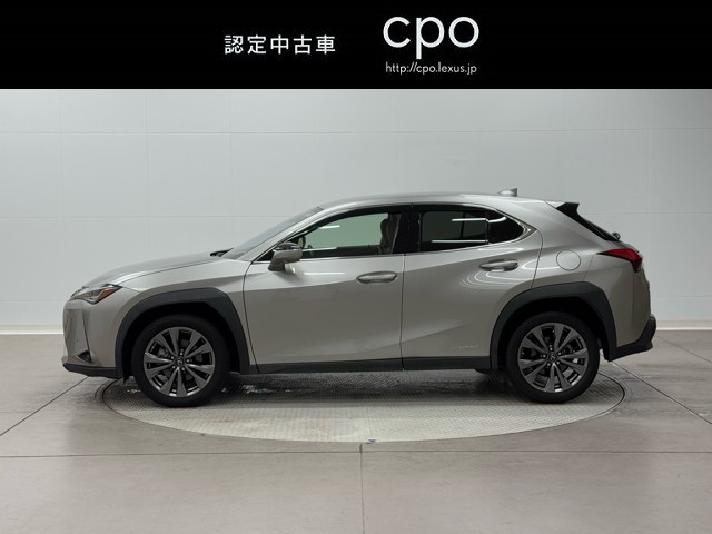 レクサス UX250h バージョンC