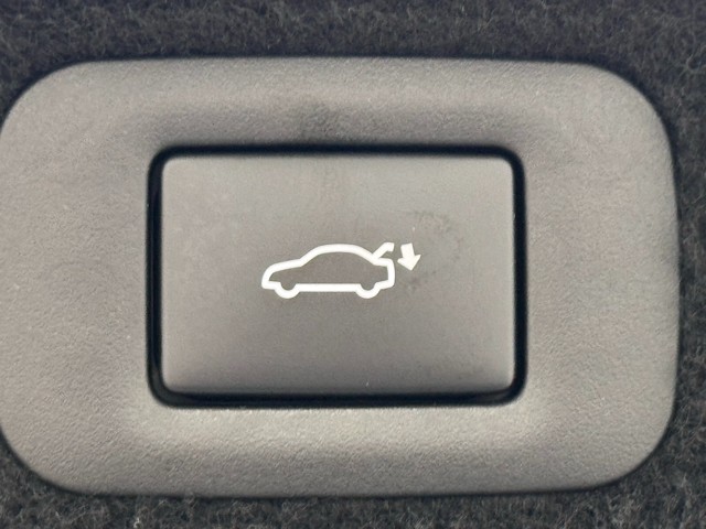 レクサス LS500h Iパッケージ