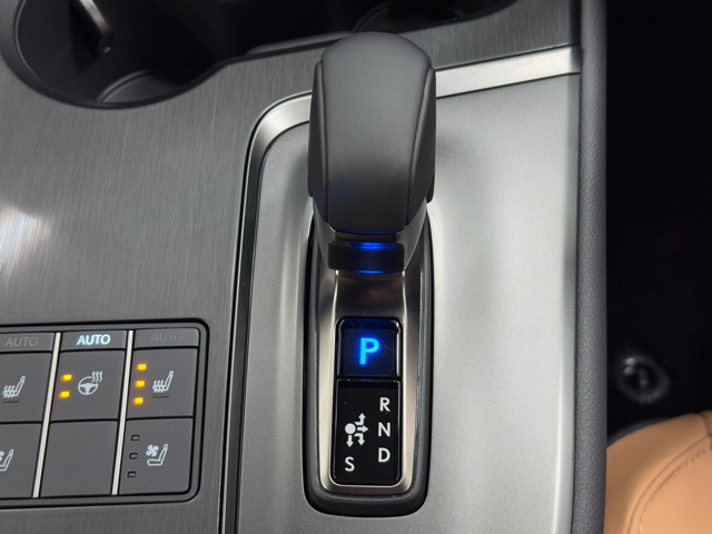 レクサス UX300h VER-L