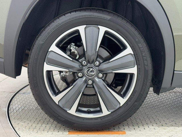 レクサス UX300h VER-L