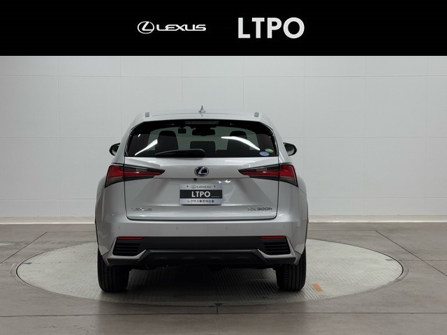 レクサス NX300h Iパッケージ