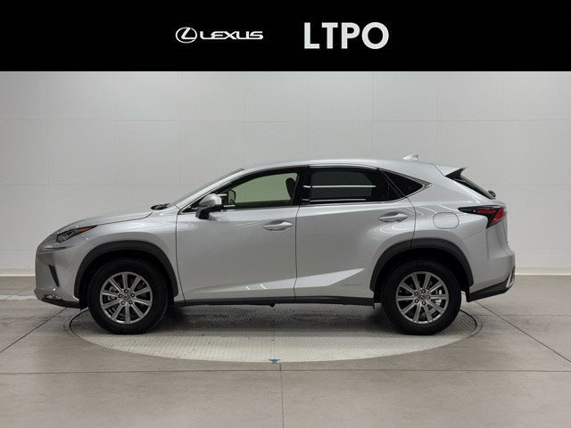 レクサス NX300h Iパッケージ