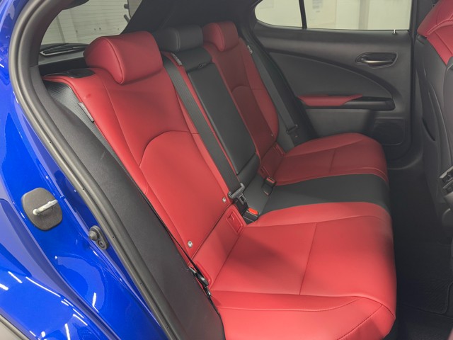 レクサス UX300h F SPORT