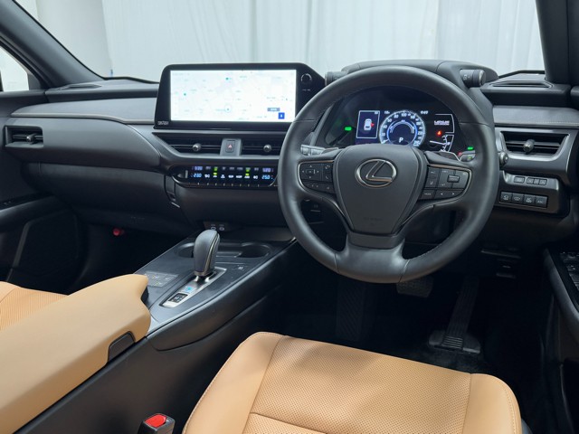 レクサス UX300e VER-C