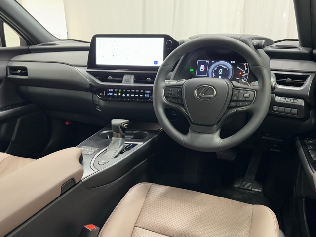 レクサス UX250h グレイスフル Exp