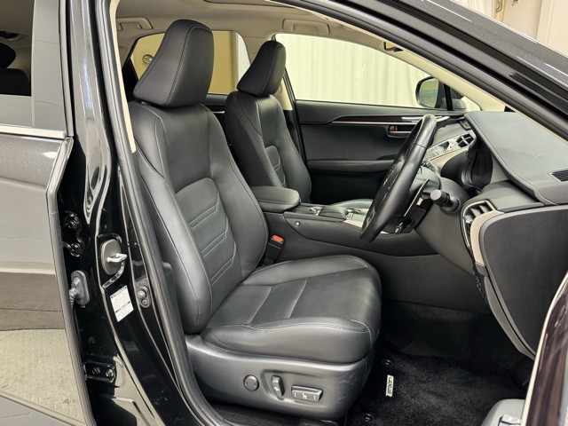 レクサス NX300h バージョンL