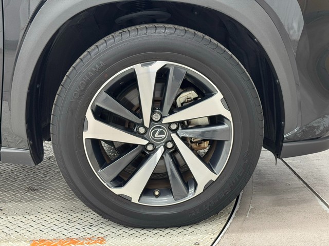 レクサス NX300h バージョンL