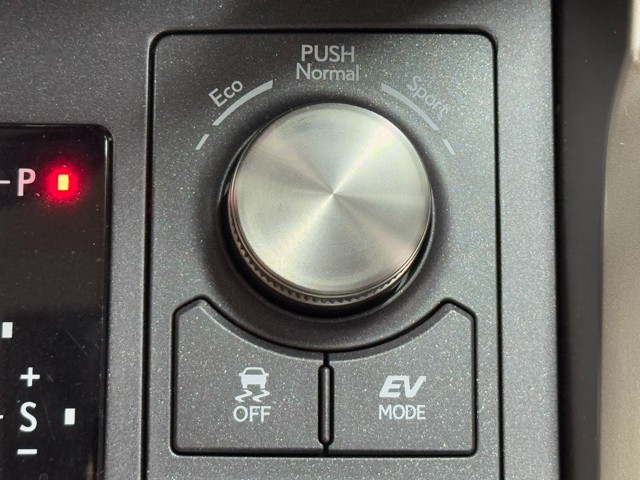 レクサス NX300h Iパッケージ