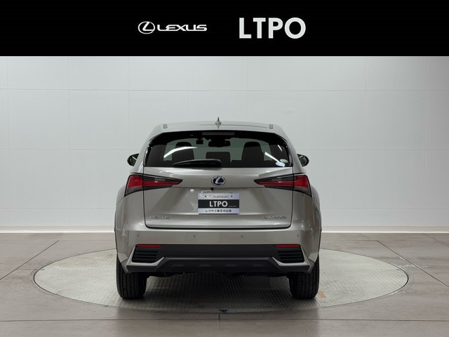 レクサス NX300h Iパッケージ