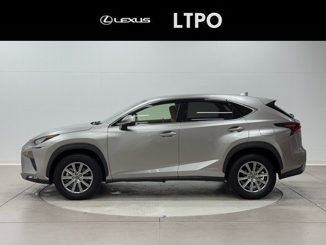 レクサス NX300h Iパッケージ