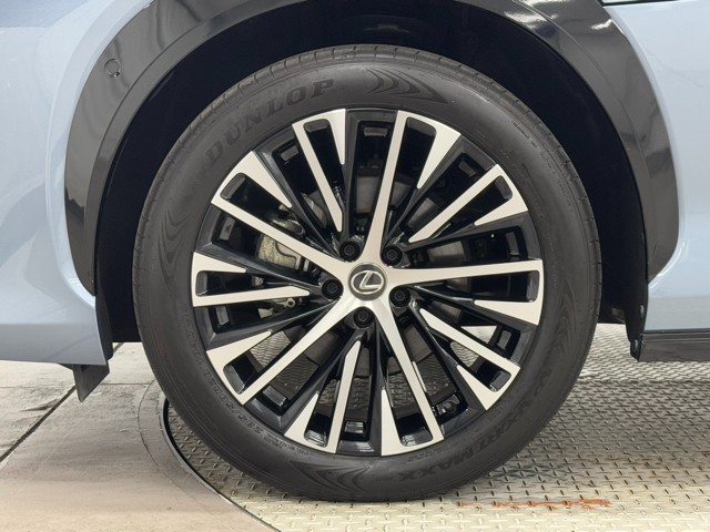 レクサス RZ450e バージョンL