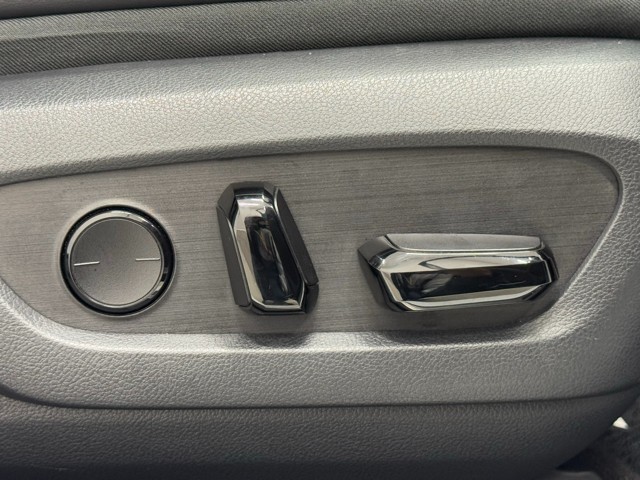 レクサス NX450h+ Fスポーツ